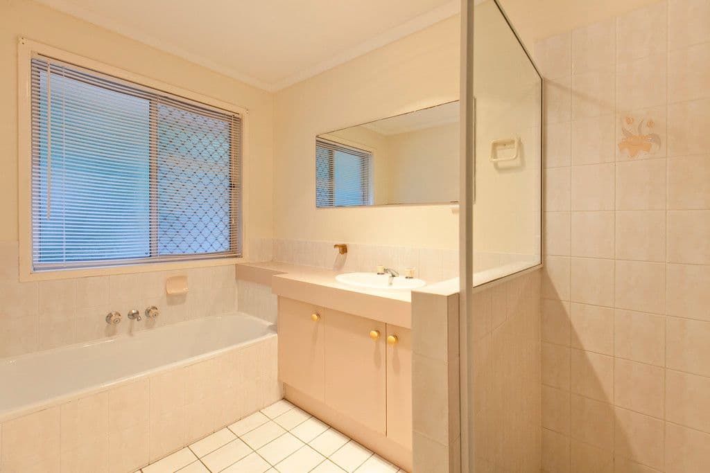No 4, 57 Mt Cotton Road, CAPALABA QLD 4157, Capalaba - Thumbnail 8