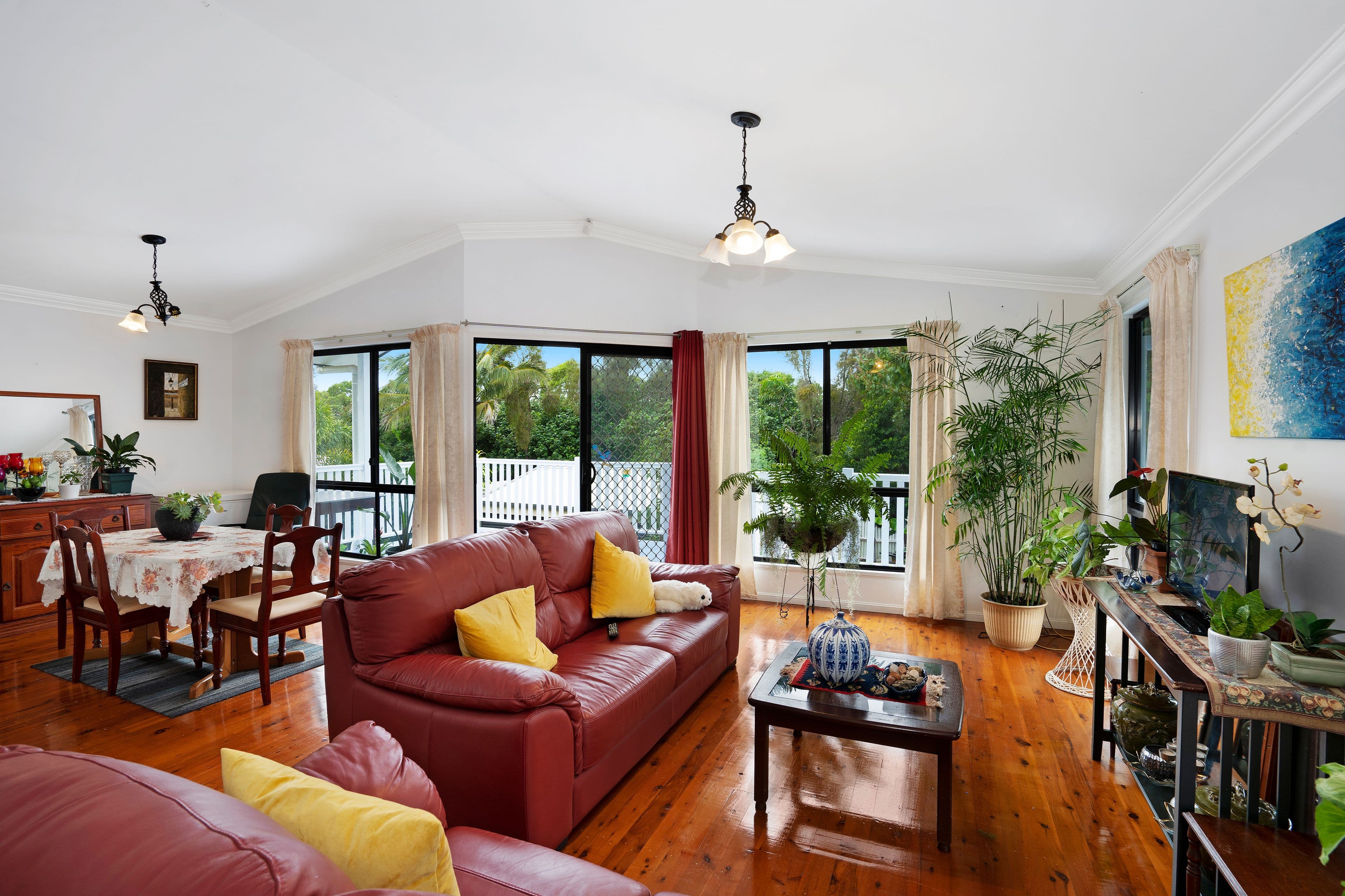 15 Saint Smith Road, Beachmere QLD 4510, Beachmere - Thumbnail 2