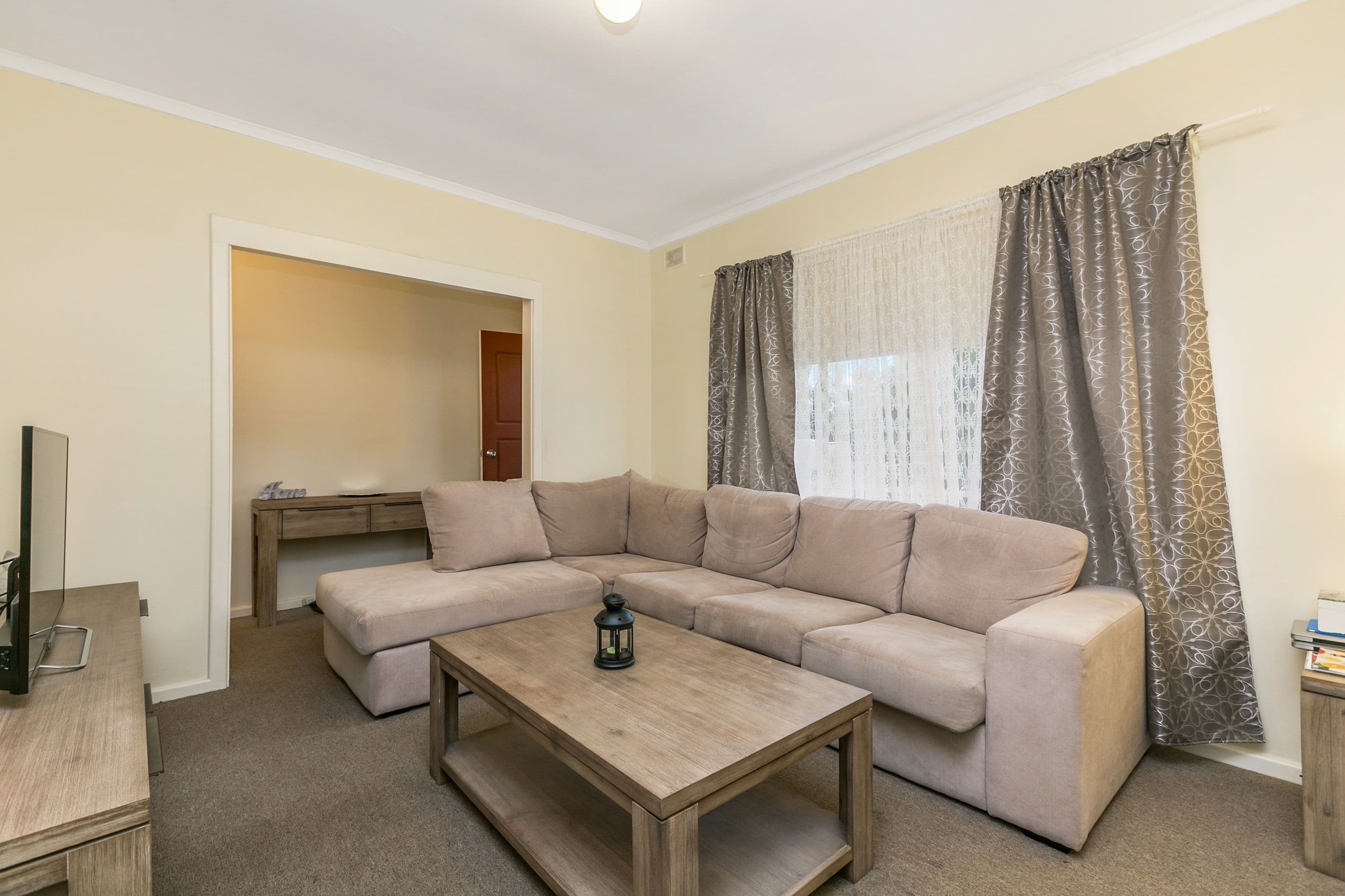 6 Warwick Grove, Morphett Vale SA 5162, Morphett Vale - Thumbnail 3