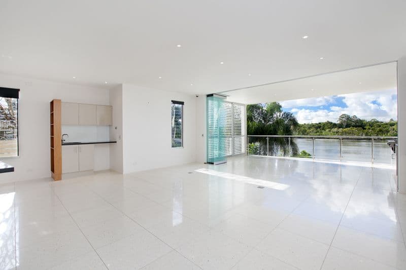 174 Hargreaves Avenue, CHELMER QLD 4068, Chelmer - Thumbnail 2