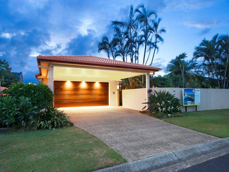 38 Lakefield Crescent, Paradise Point QLD 4216, Paradise Point - Thumbnail 2