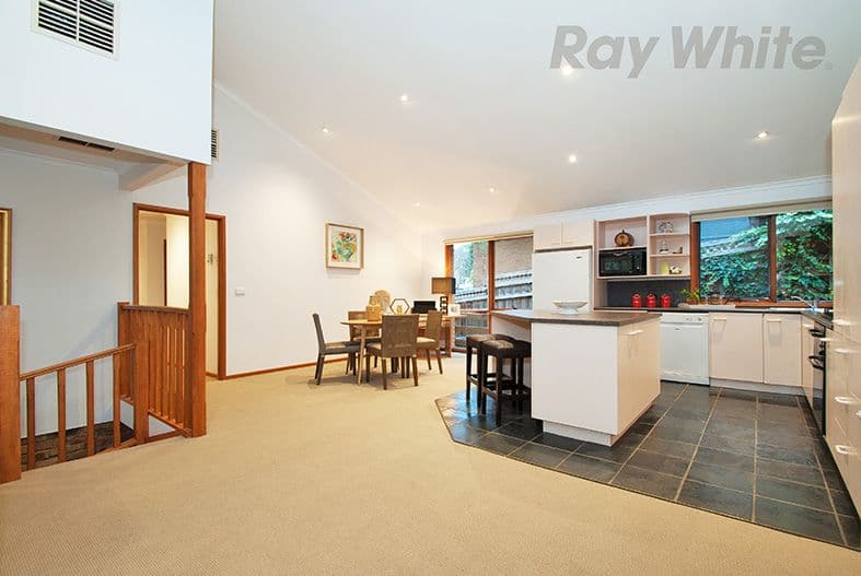 7 PATTERDALE Court, Croydon Hills VIC 3136, Croydon Hills - Thumbnail 5