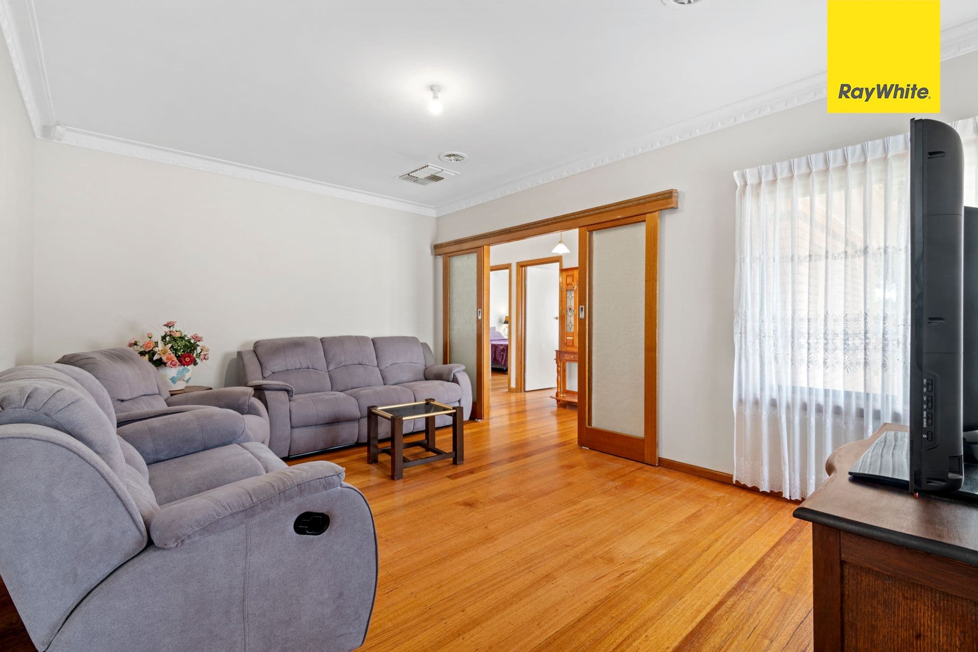 3 Lois Street, St Albans VIC 3021, St Albans - Thumbnail 2