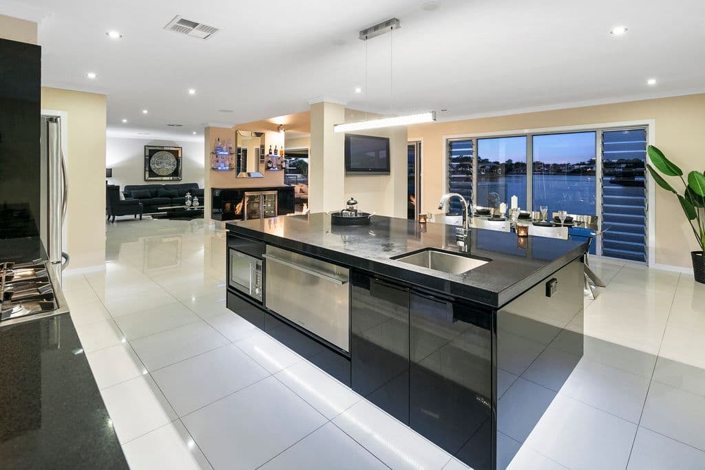 31 Allan Day Drive, Wellington Point QLD 4160, Wellington Point - Thumbnail 7