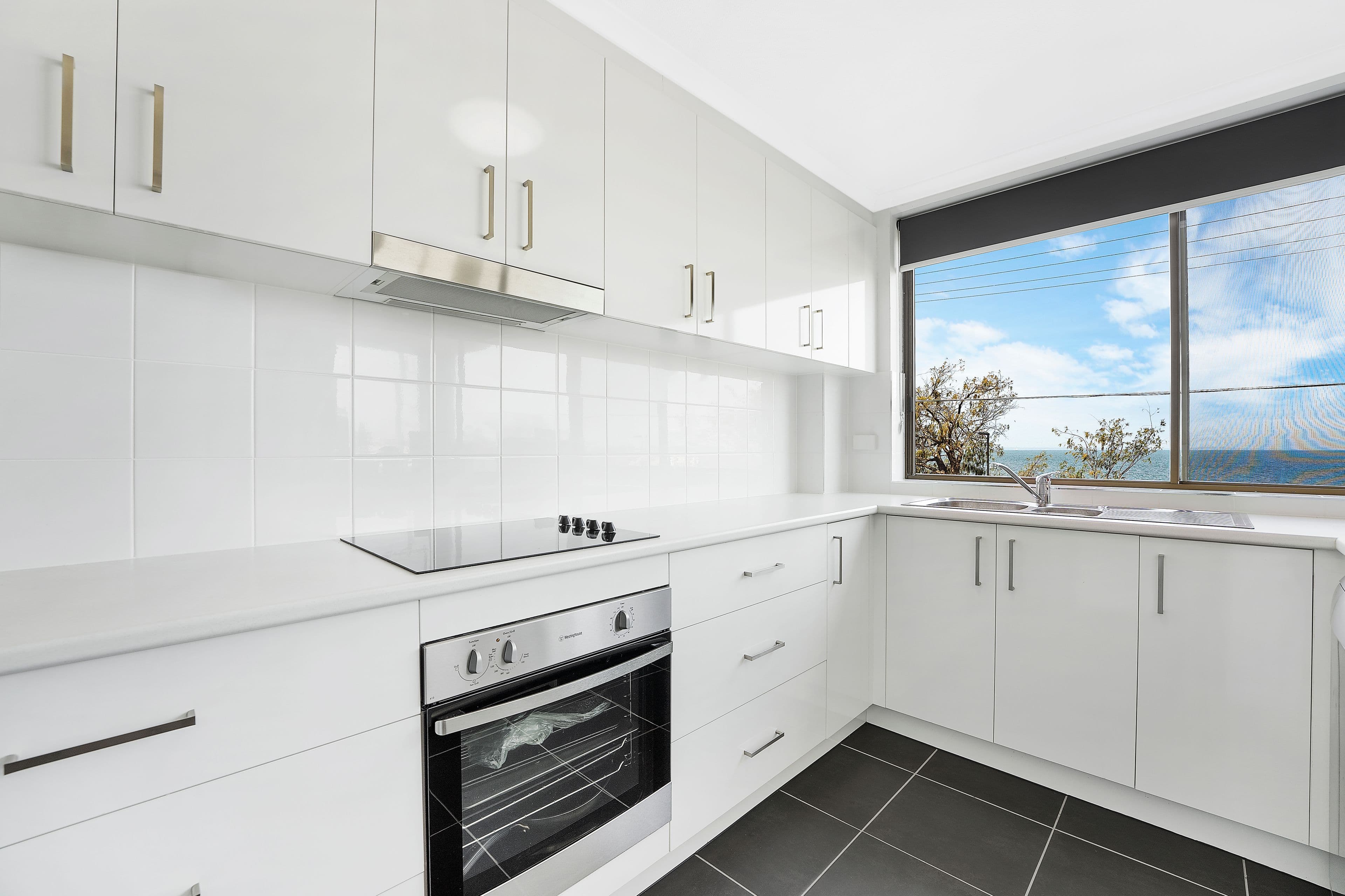 145 Flinders Parade, Scarborough QLD 4020, Scarborough - Thumbnail 5