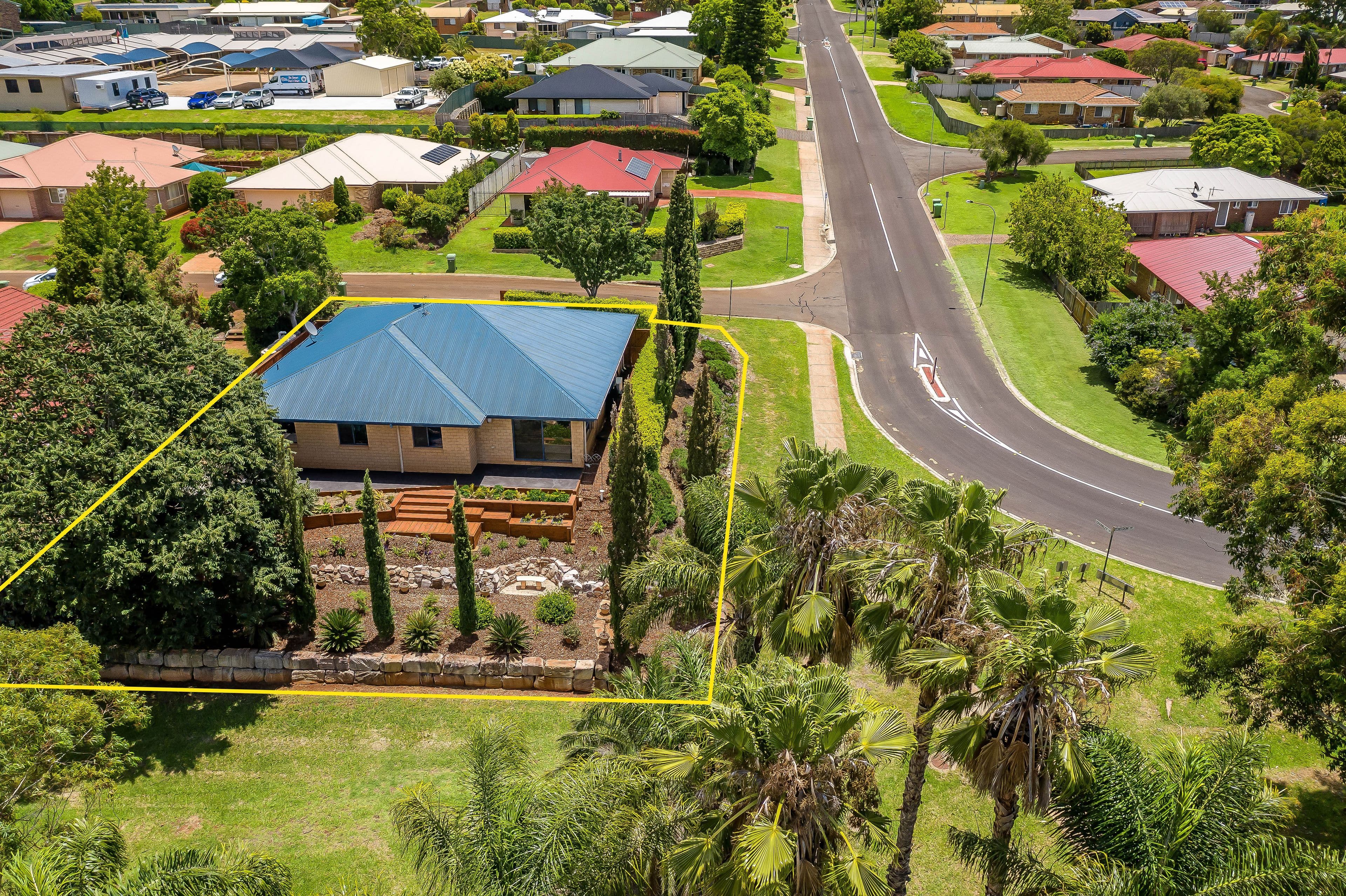 2 Hillcrest Court, Kearneys Spring QLD 4350, Kearneys Spring - Thumbnail 4