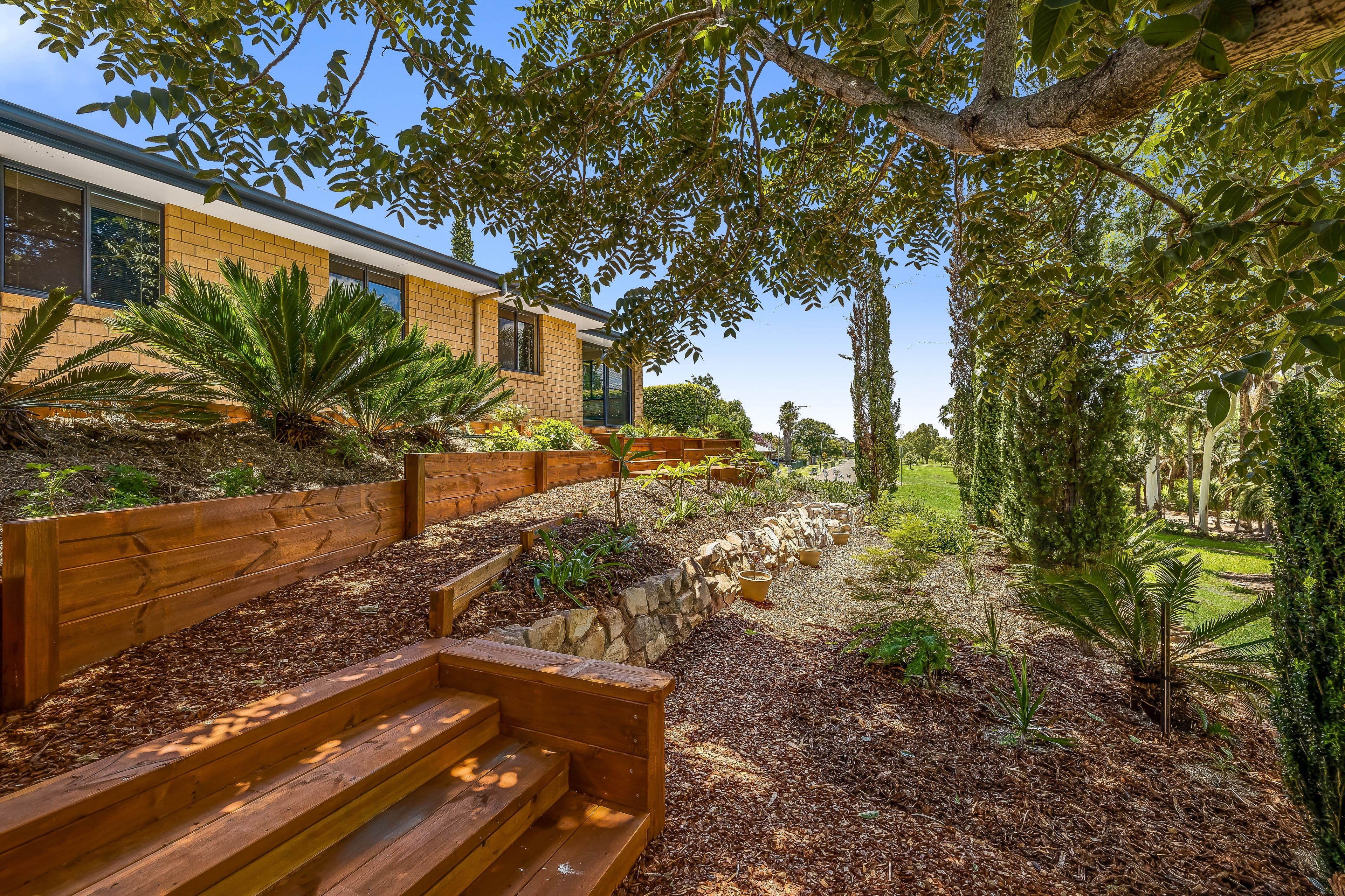 2 Hillcrest Court, Kearneys Spring QLD 4350, Kearneys Spring - Thumbnail 5