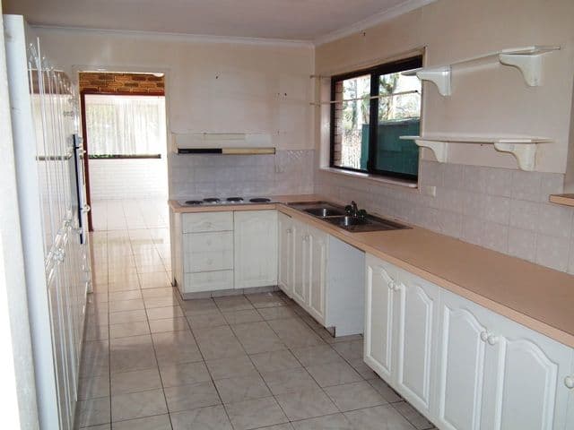 23 Jacaranda Avenue, TINANA QLD 4650, Tinana - Thumbnail 3
