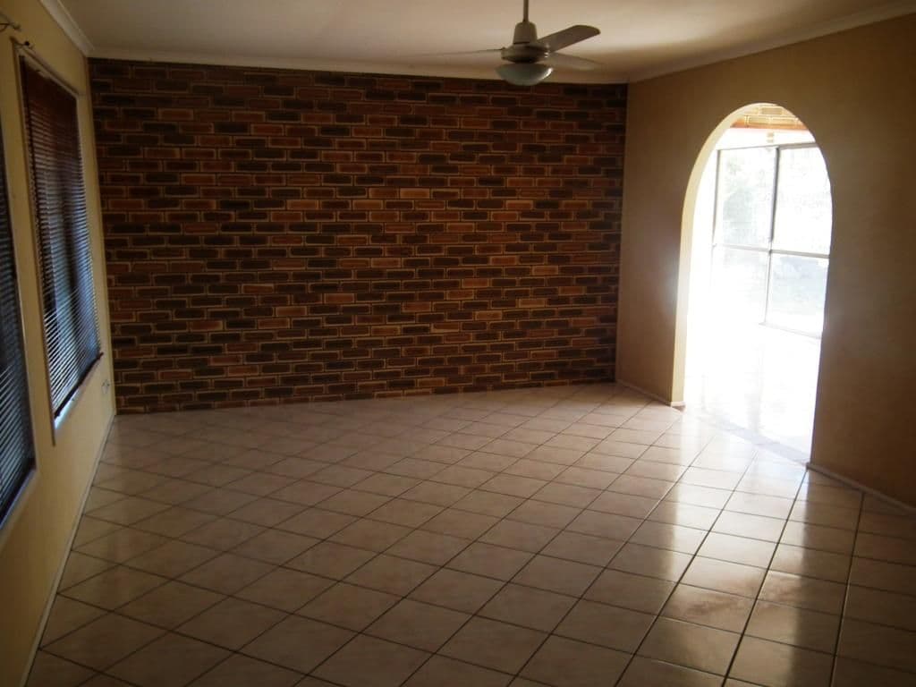 23 Jacaranda Avenue, TINANA QLD 4650, Tinana - Thumbnail 4