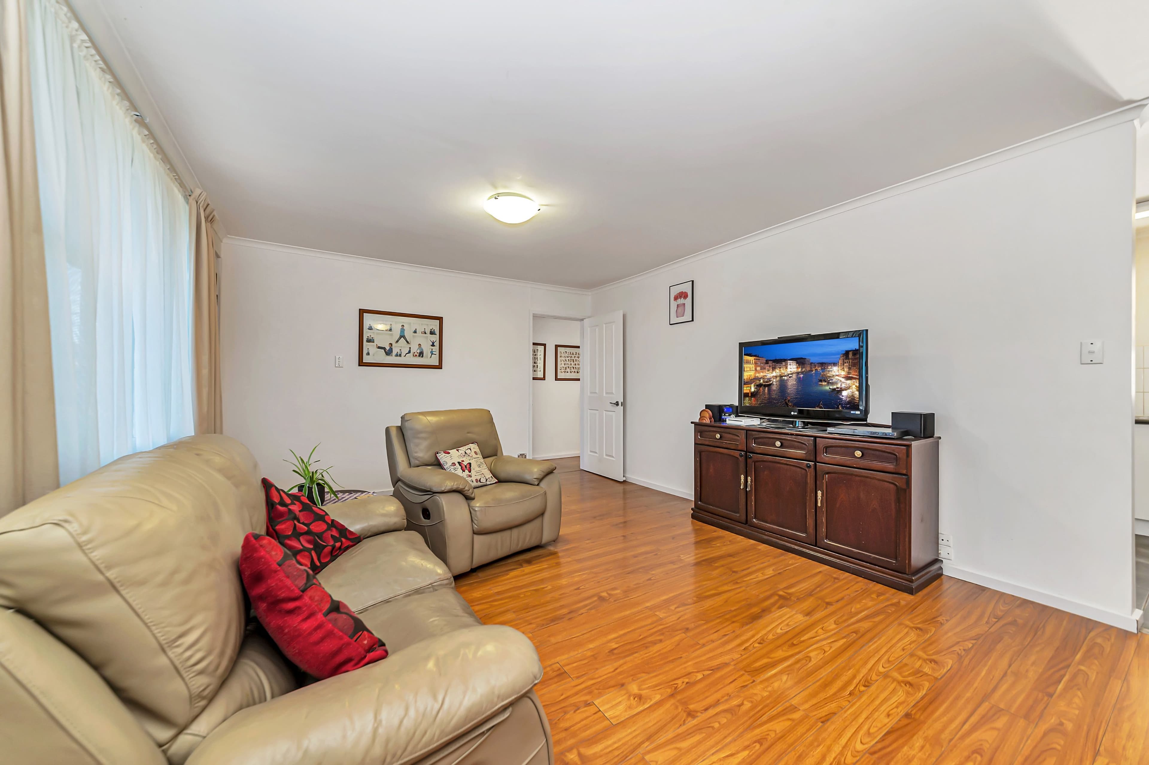23 Boronia Crescent, Karabar - Thumbnail 7