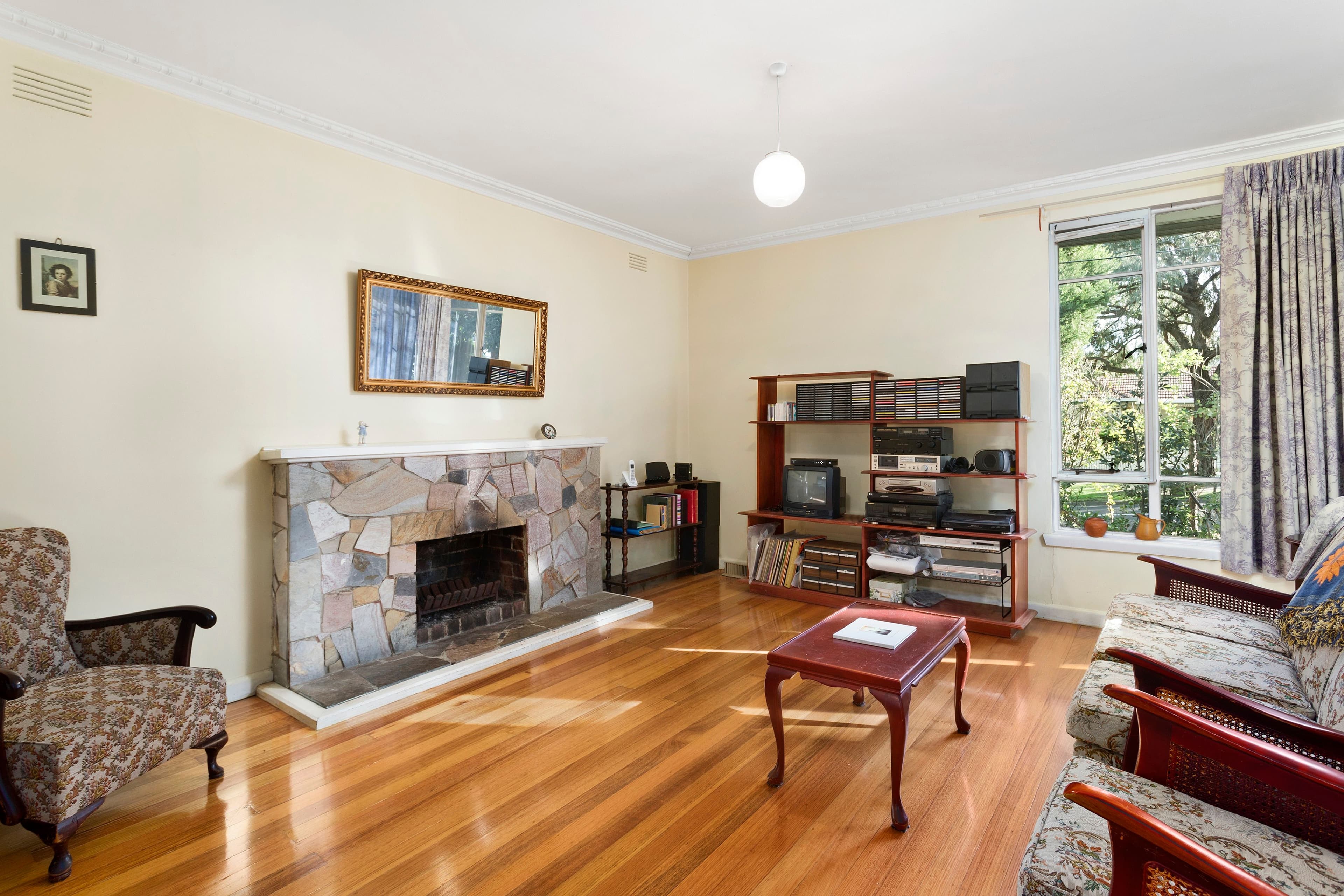 39 Scott Street, Vermont VIC 3133, Vermont - Thumbnail 2
