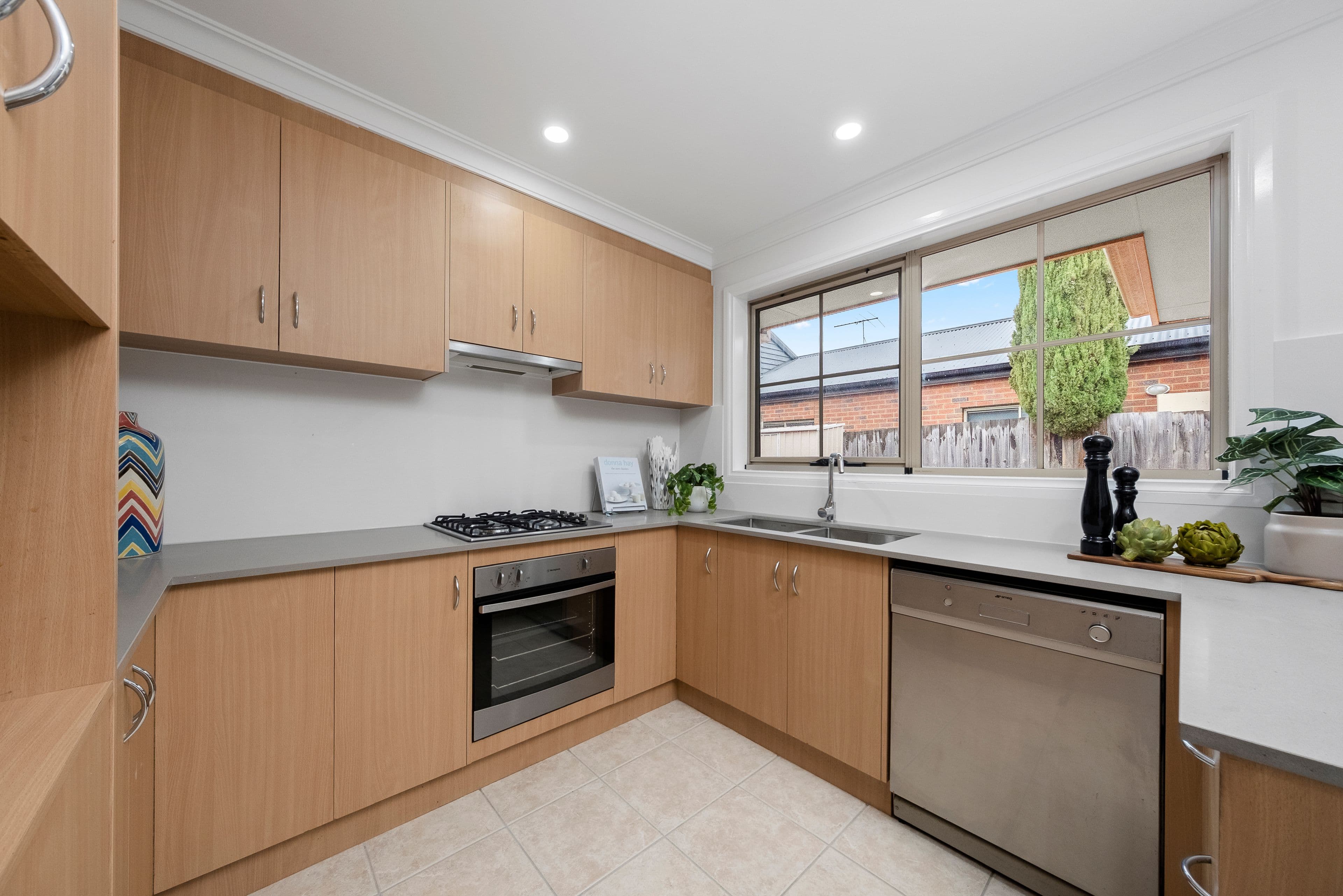 137 Woods Street, Newport VIC 3015, Newport - Thumbnail 5