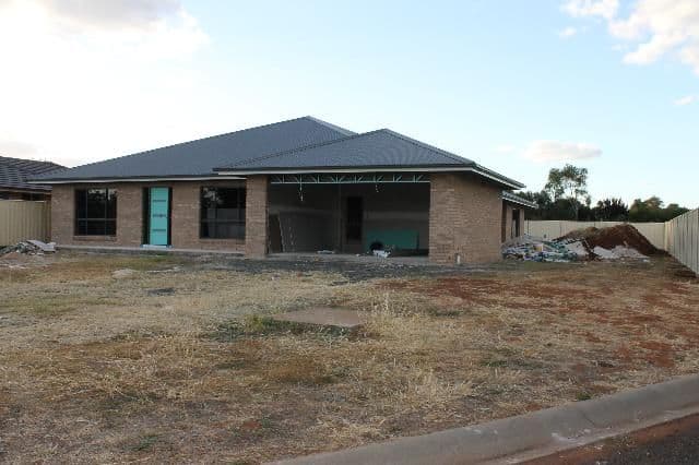 25 Keswick Park Way, DUBBO NSW 2830, Dubbo - Thumbnail 4