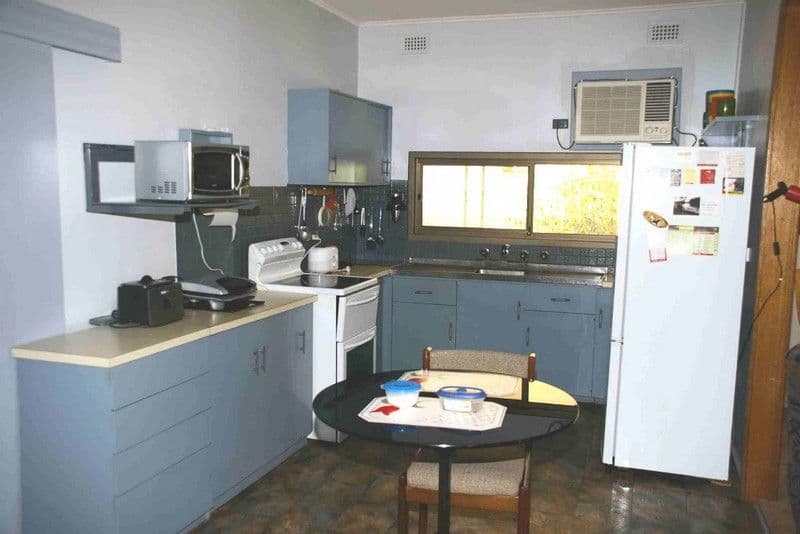 21 Kurrajong Avenue, RENMARK SA 5341, Renmark - Thumbnail 2