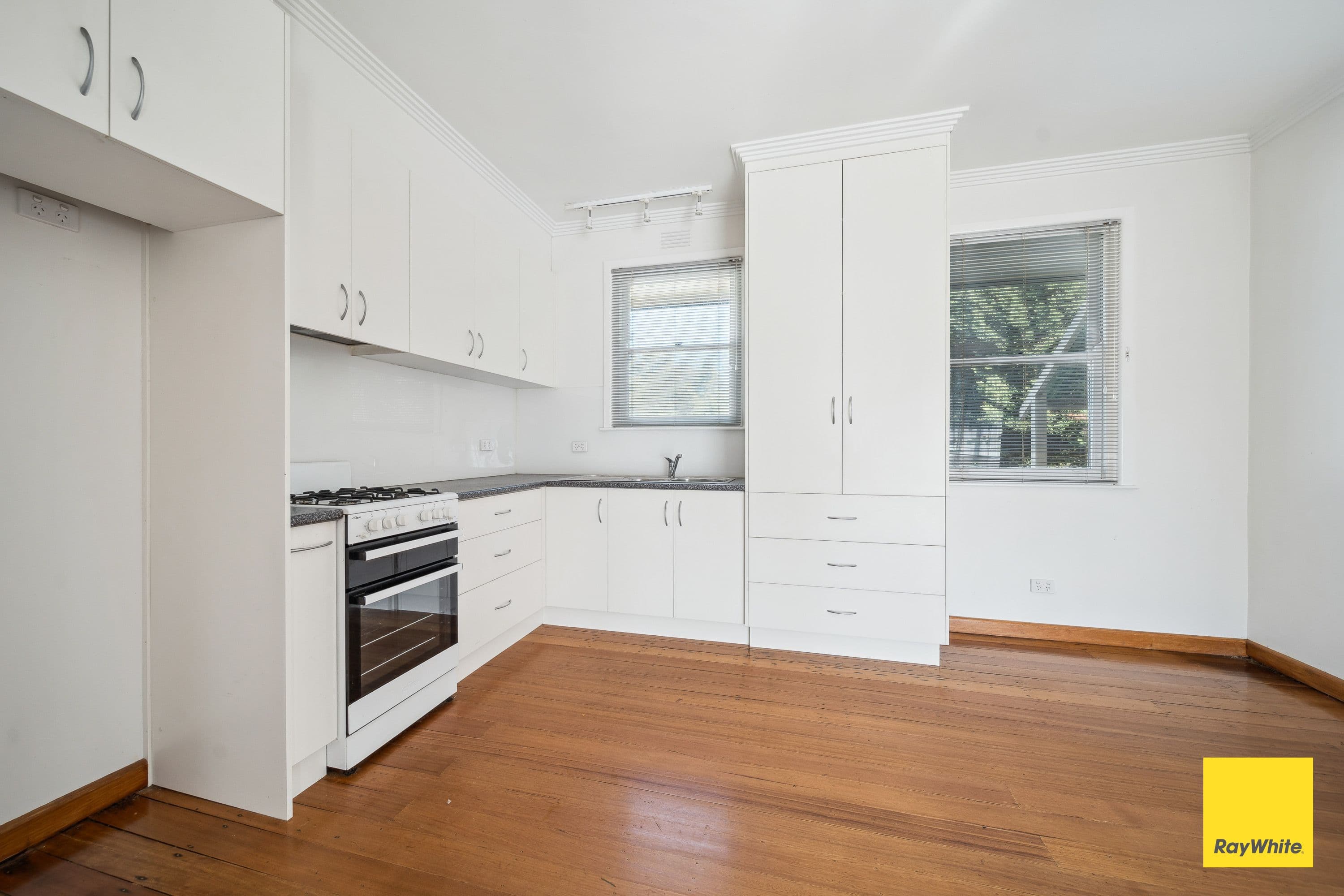 329 King Street, Golden Square VIC 3555, Golden Square - Thumbnail 6