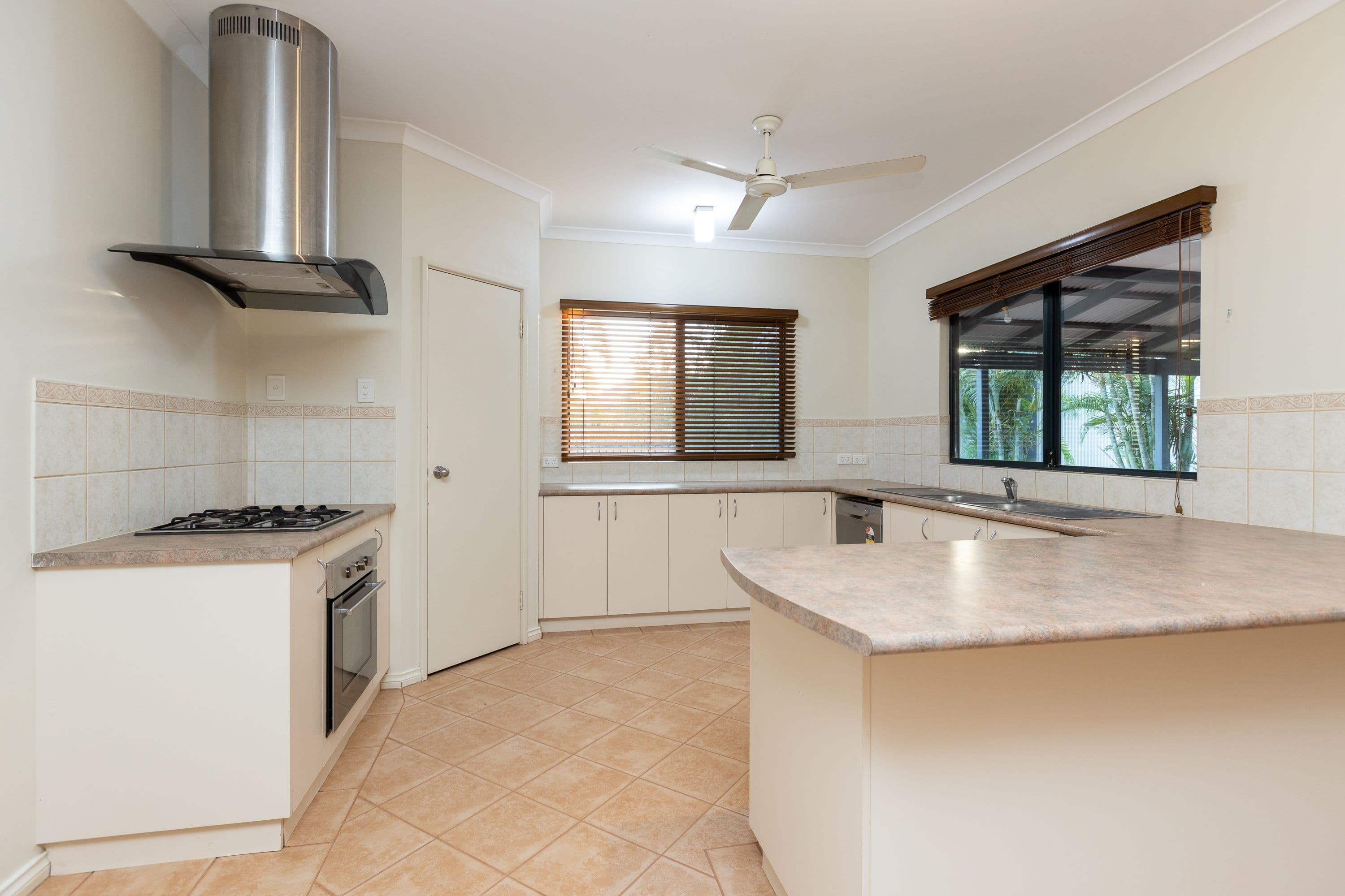 53 Godwit Crescent, Djugun WA 6725, Djugun - Thumbnail 7