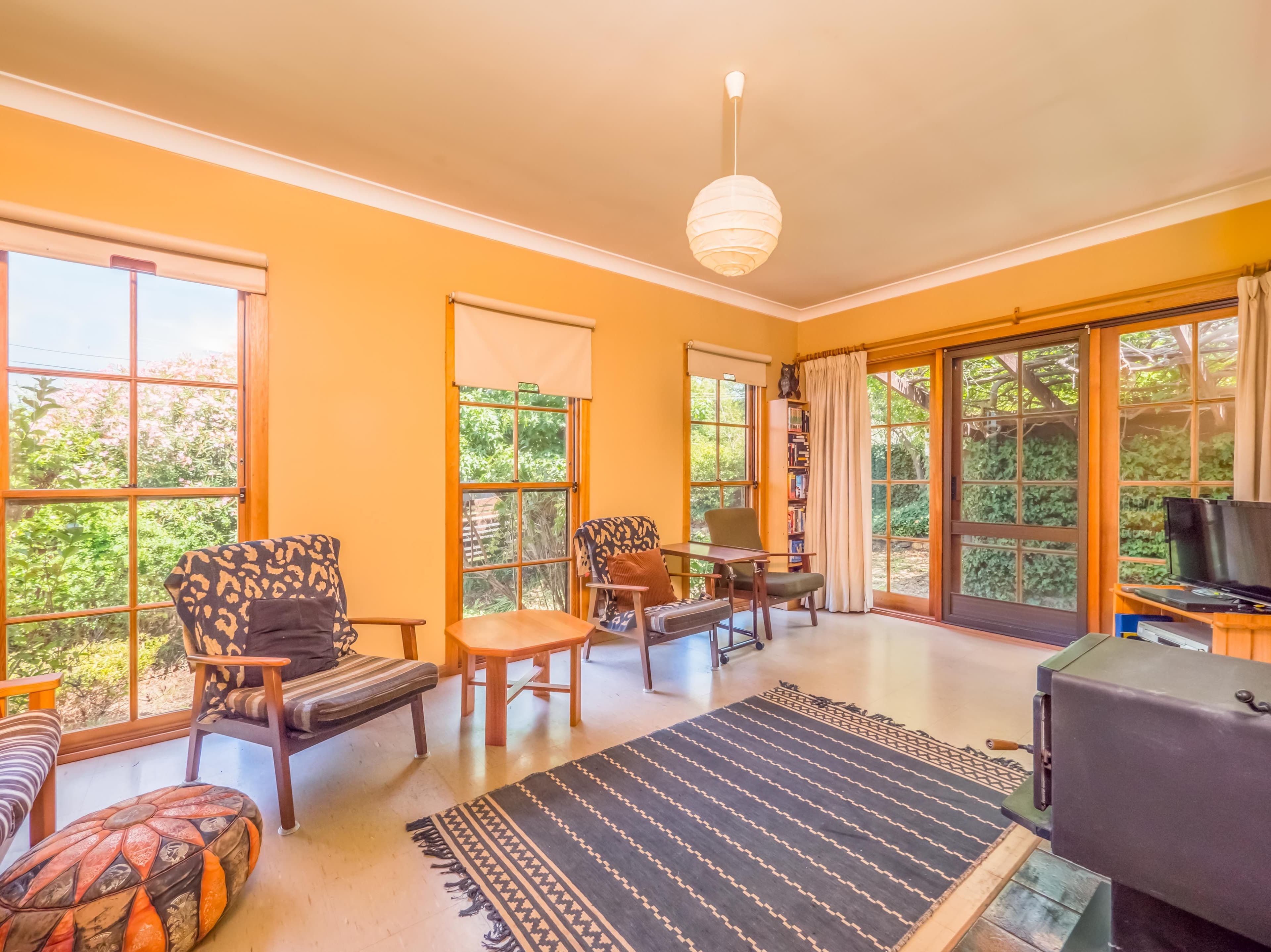 11 College Avenue, Armidale - Thumbnail 2