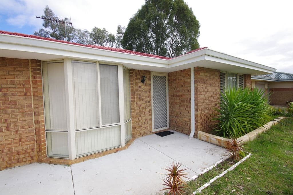 3 Rainier Close, BALLAJURA WA 6066, Ballajura - Thumbnail 2