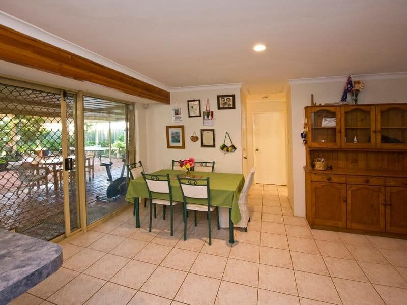 4 Kinghorn Place, REDCLIFFE WA 6104, Redcliffe - Thumbnail 6