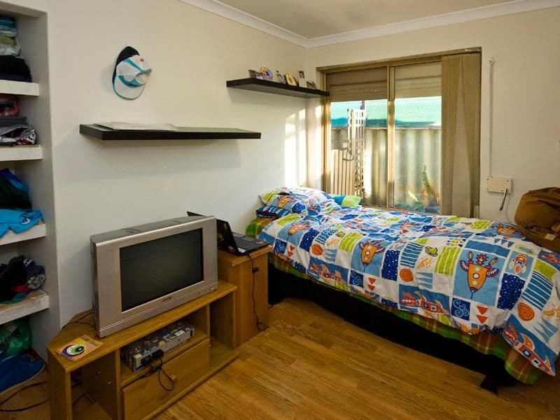 4 Kinghorn Place, REDCLIFFE WA 6104, Redcliffe - Thumbnail 8