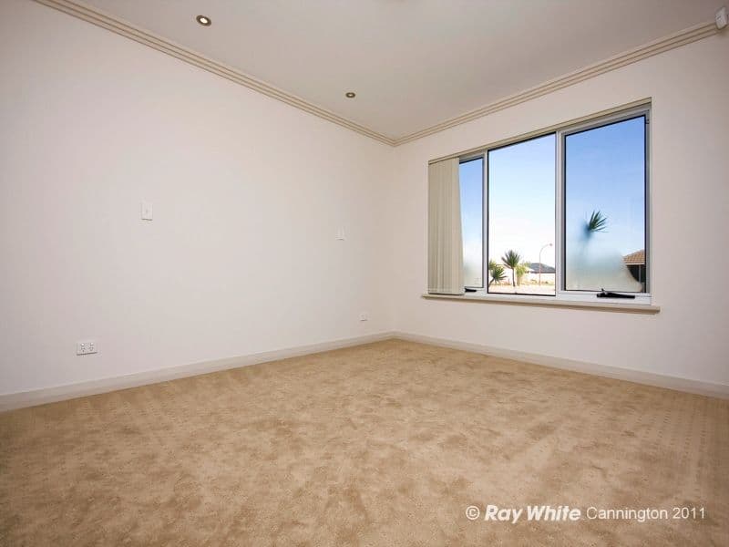 18 Glenariff Boulevard, CANNING VALE WA 6155, Canning Vale - Thumbnail 6
