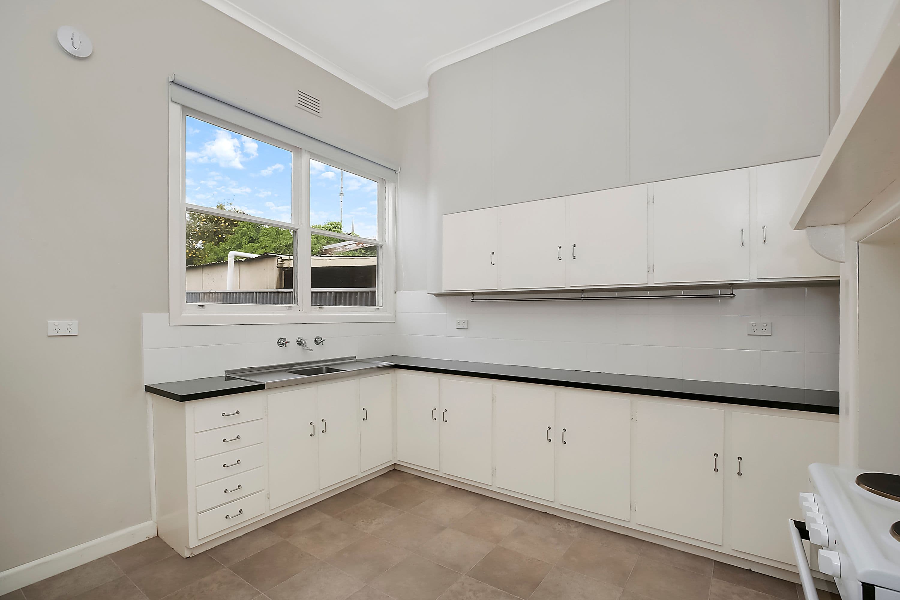 49 Baynes Street, Terang VIC 3264, Terang - Thumbnail 2