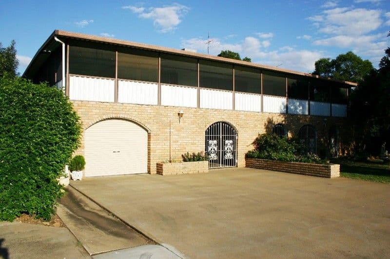 5 Thurlagoona Avenue, NARRABRI NSW 2390, Narrabri - Thumbnail 2