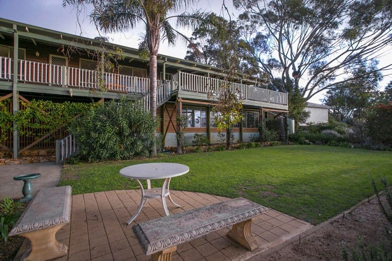 15 Carramar Drive, KALAMUNDA WA 6076, Kalamunda - Thumbnail 2