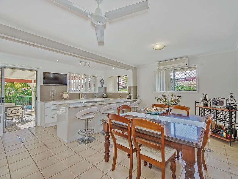51 Brolga Avenue, SOUTHPORT QLD 4215, Southport - Thumbnail 6