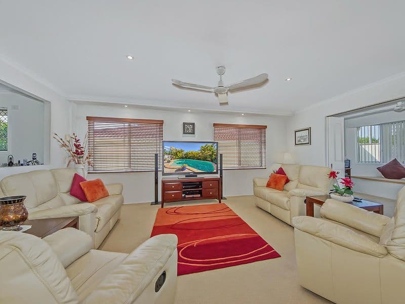 51 Brolga Avenue, SOUTHPORT QLD 4215, Southport - Thumbnail 7