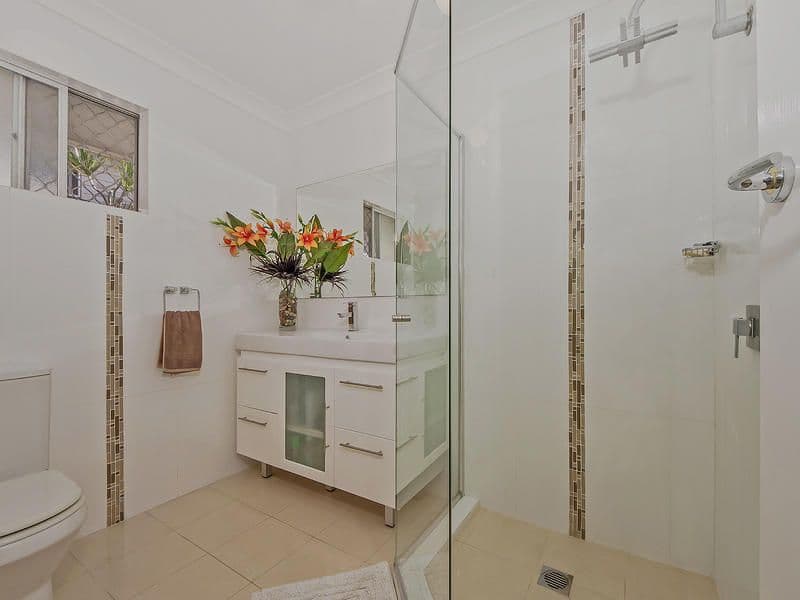 51 Brolga Avenue, SOUTHPORT QLD 4215, Southport - Thumbnail 8