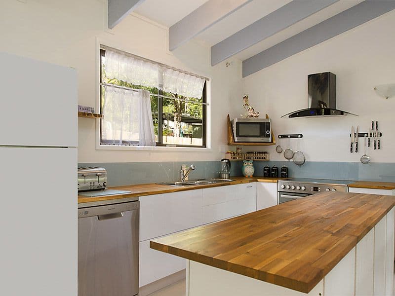 23 Suzen Court, MOOLOOLAH VALLEY QLD 4553, Mooloolah Valley - Thumbnail 2