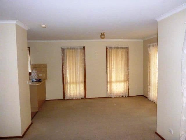 34 Oak Street, SEYMOUR VIC 3660, Seymour - Thumbnail 6