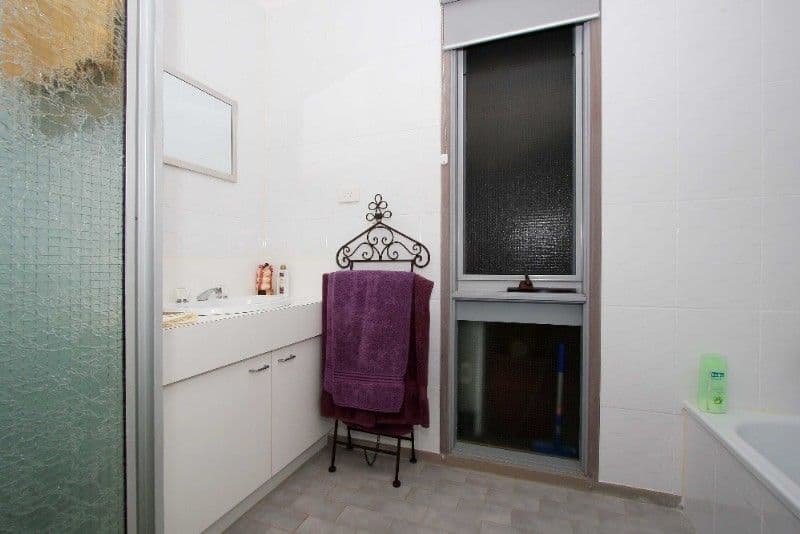 3 Tenterden Place, MILL PARK VIC 3082, Mill Park - Thumbnail 8