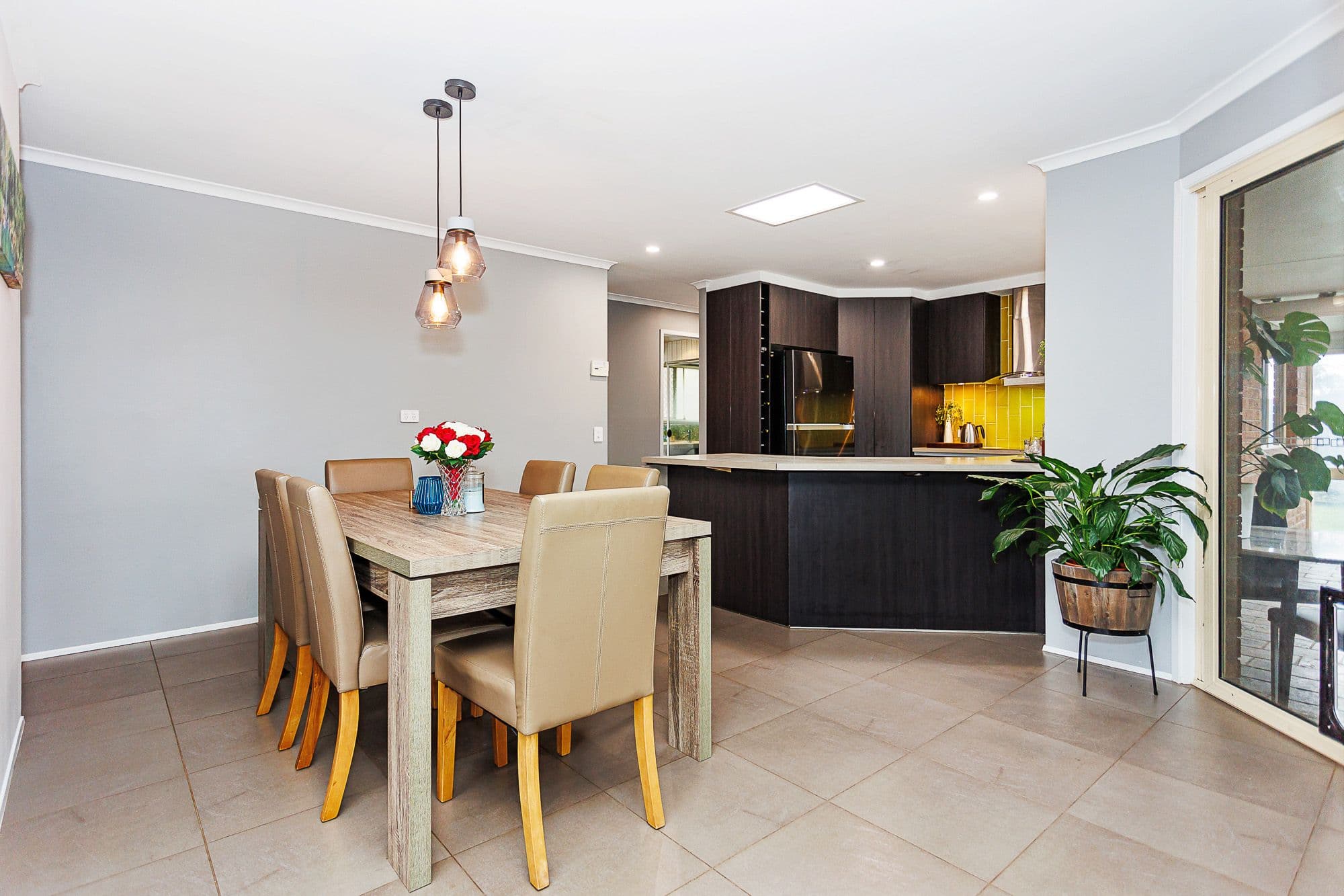 5 Leesa Court, Highland Park QLD 4211, Highland Park - Thumbnail 8