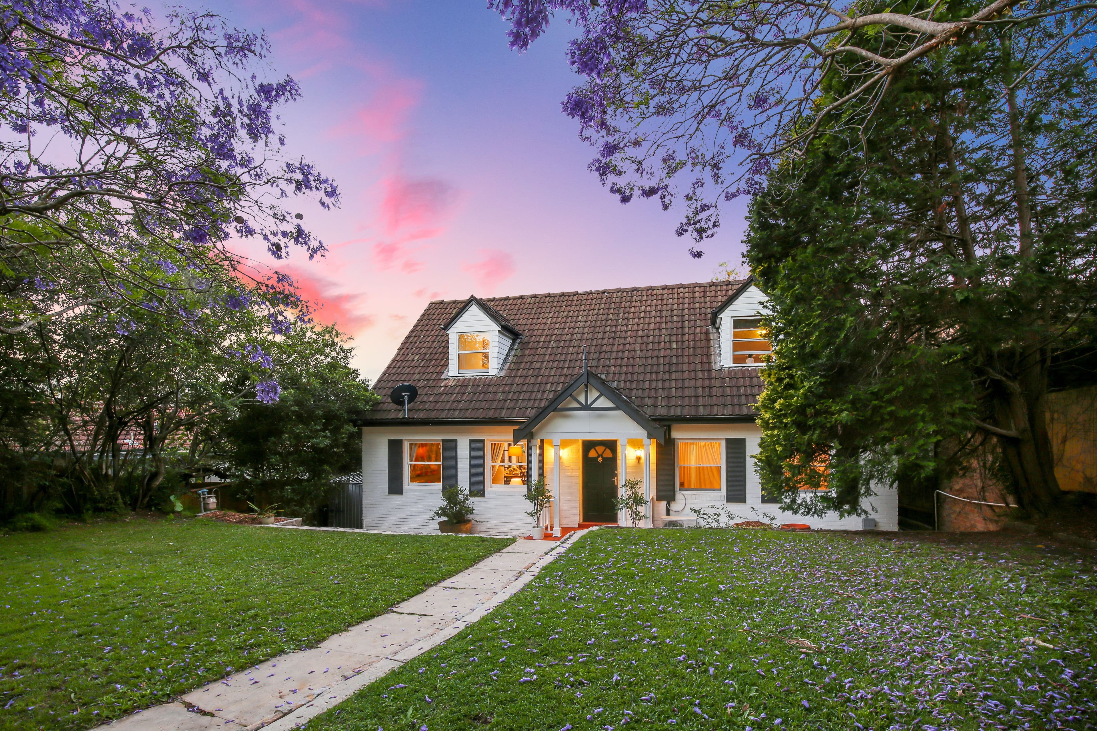2 Greenfield Avenue, Middle Cove - Image 1