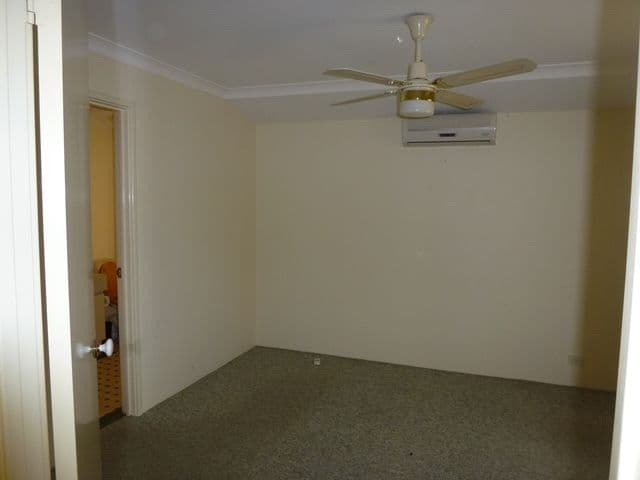 21 Avonlea Place, Bullsbrook WA 6084, Bullsbrook - Thumbnail 3