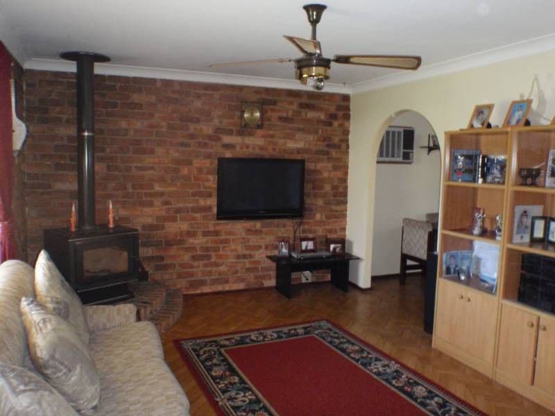 29 Sycamore Crescent, QUAKERS HILL NSW 2763, Quakers Hill - Thumbnail 2