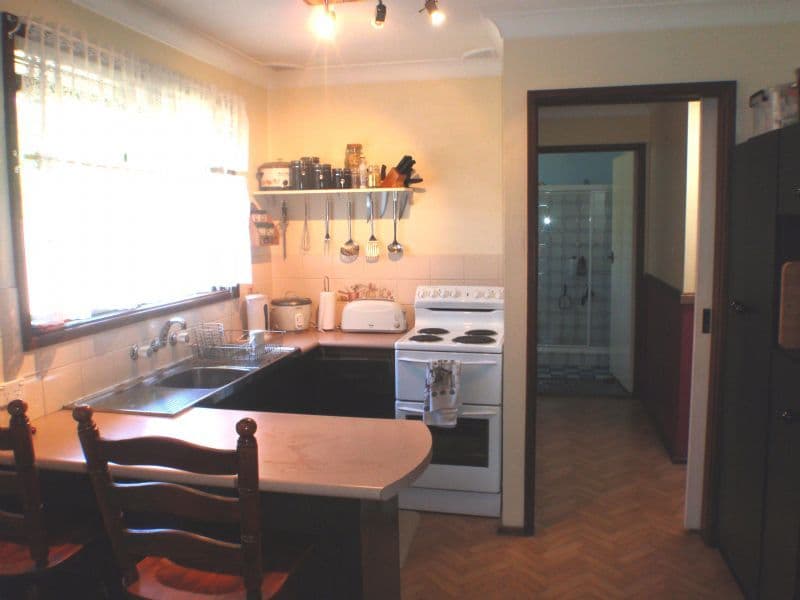 29 Sycamore Crescent, QUAKERS HILL NSW 2763, Quakers Hill - Thumbnail 3