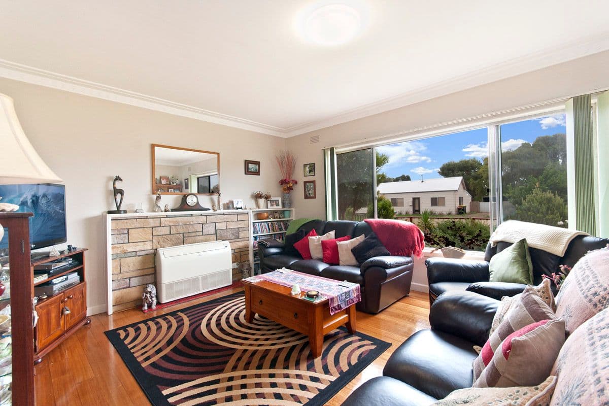 33 Black Street, KOROIT VIC 3282, Koroit - Thumbnail 2