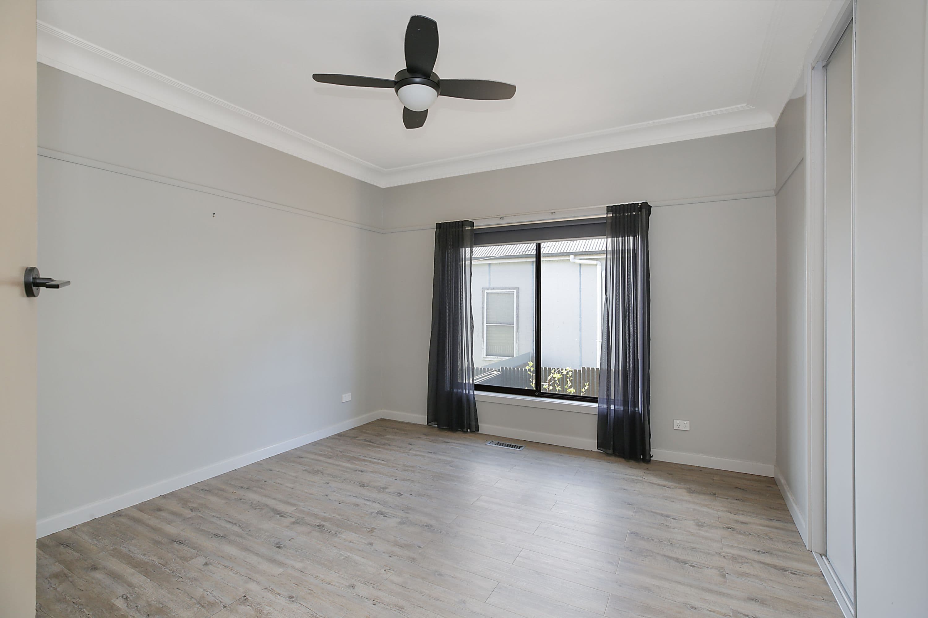 23 Henderson Street, Camperdown VIC 3260, Camperdown - Thumbnail 6