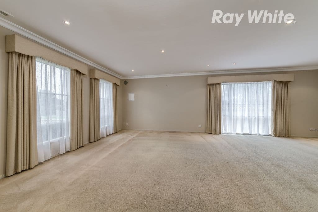 1 Porsche Court, Epping VIC 3076, Epping - Thumbnail 3