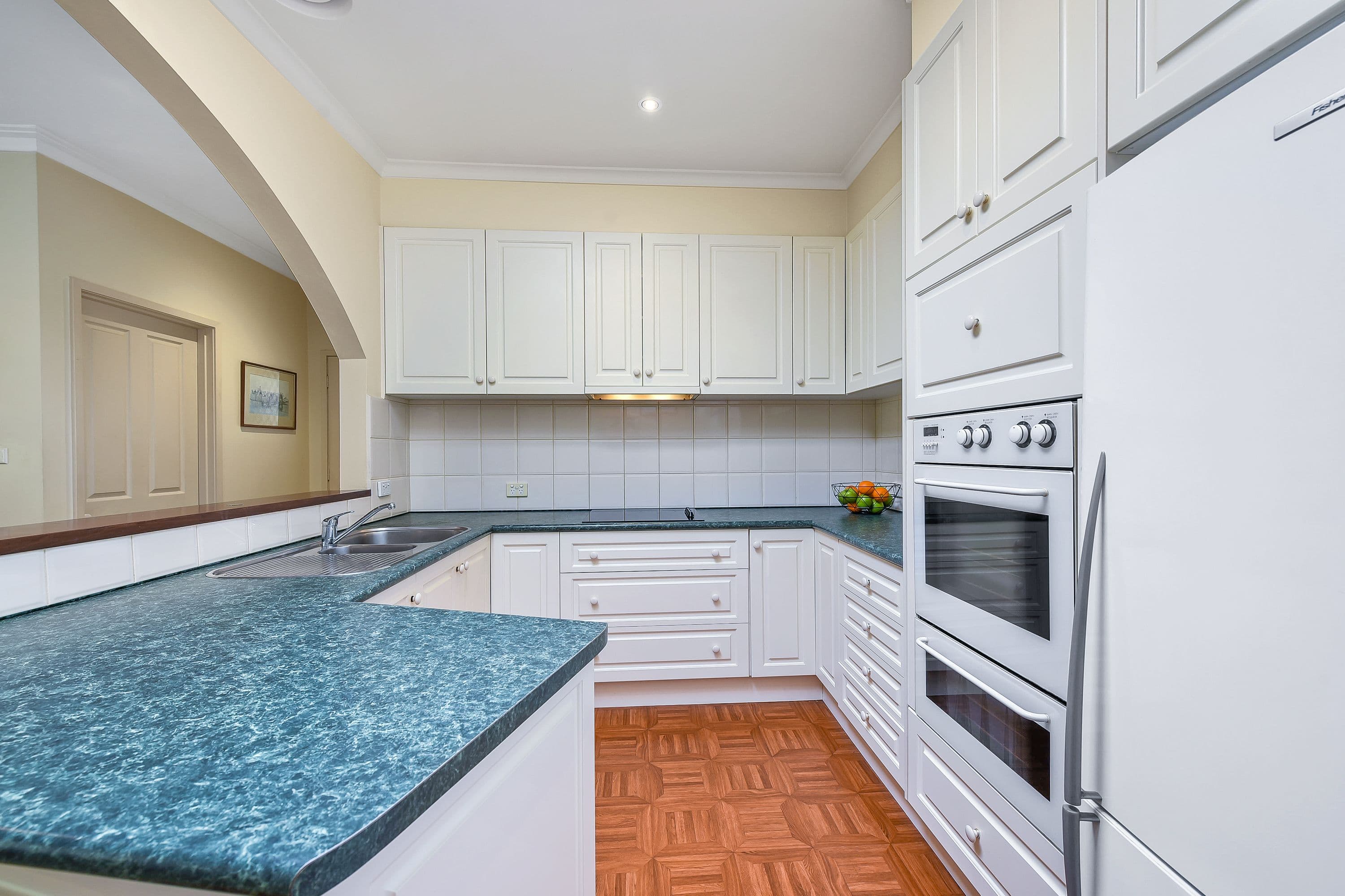 25 Glen Court, Glen Waverley VIC 3150, Glen Waverley - Thumbnail 5