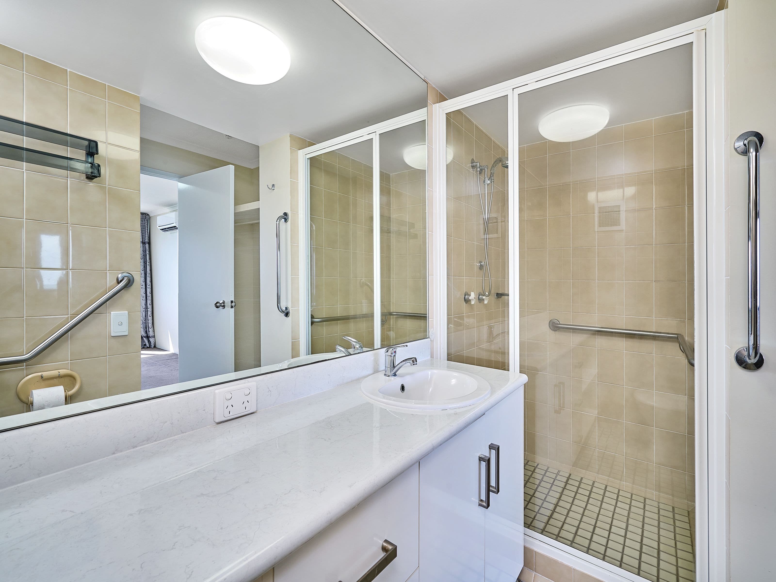 107 Esplanade, Cairns City QLD 4870, Cairns City - Thumbnail 8