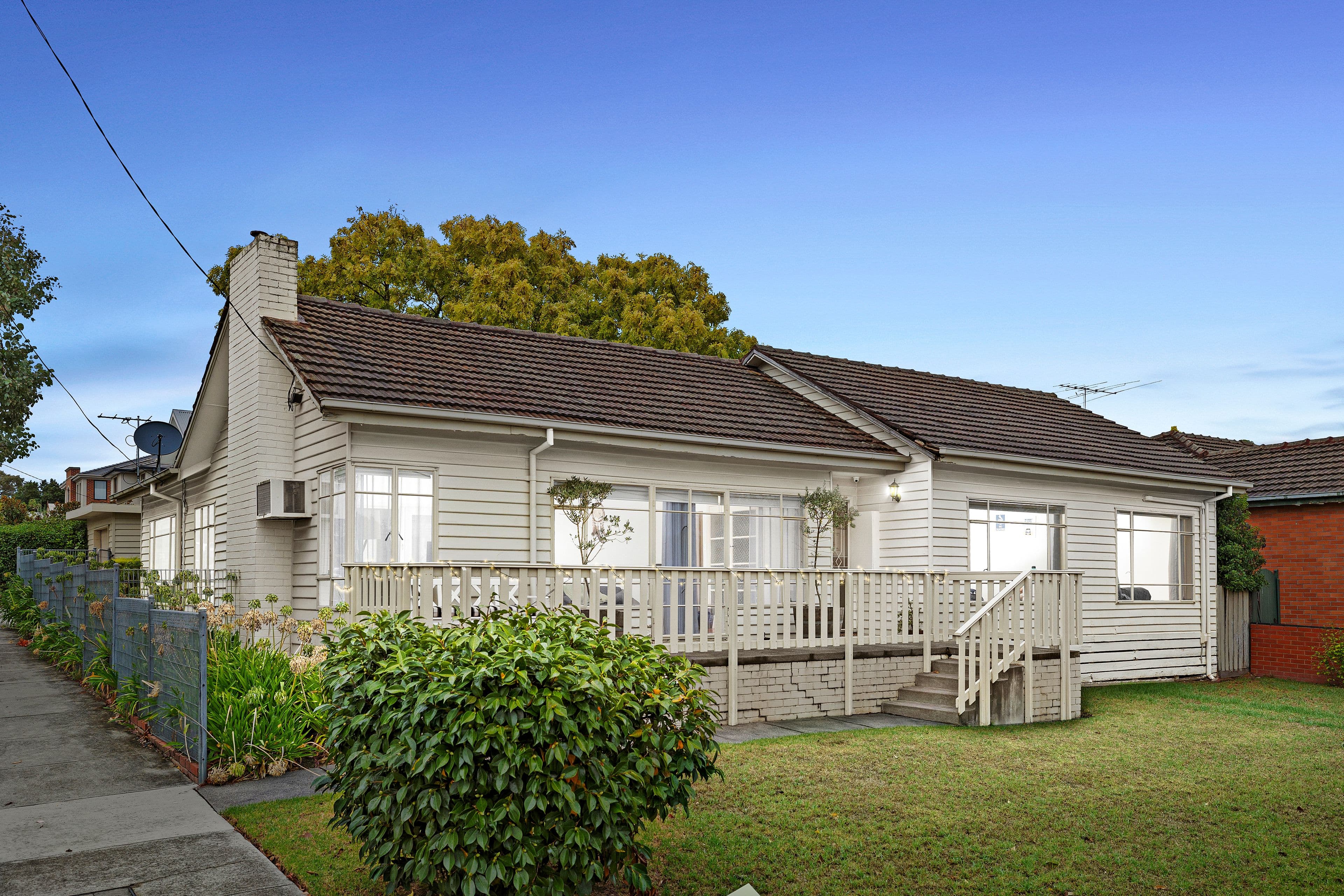140 Woodhouse Grove, Box Hill North VIC 3129, Box Hill North - Thumbnail 2