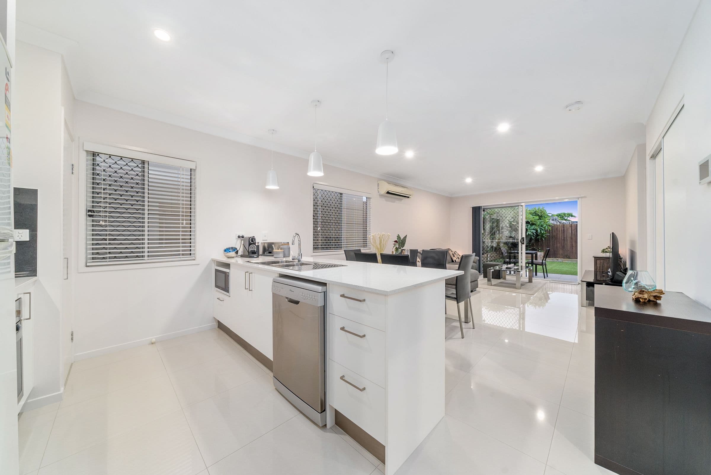 5 Rockefeller Street, North Lakes QLD 4509, North Lakes - Thumbnail 3