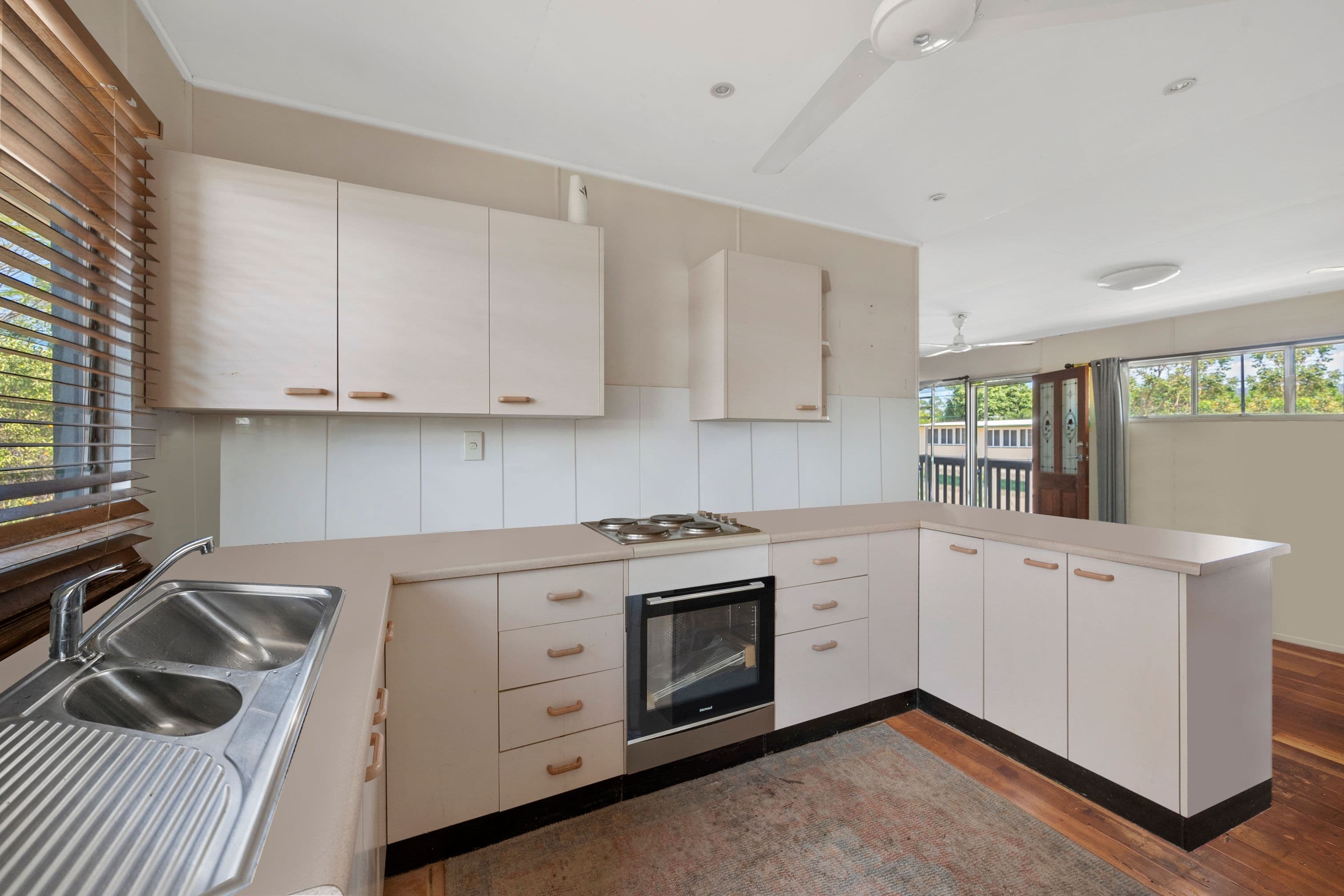 191 Charles Street, Heatley QLD 4814, Heatley - Thumbnail 2