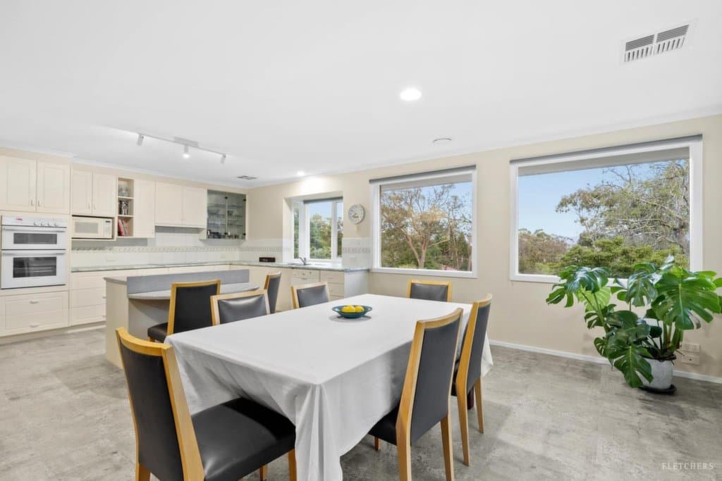 7 Malcolm Court, Ringwood East - Thumbnail 2
