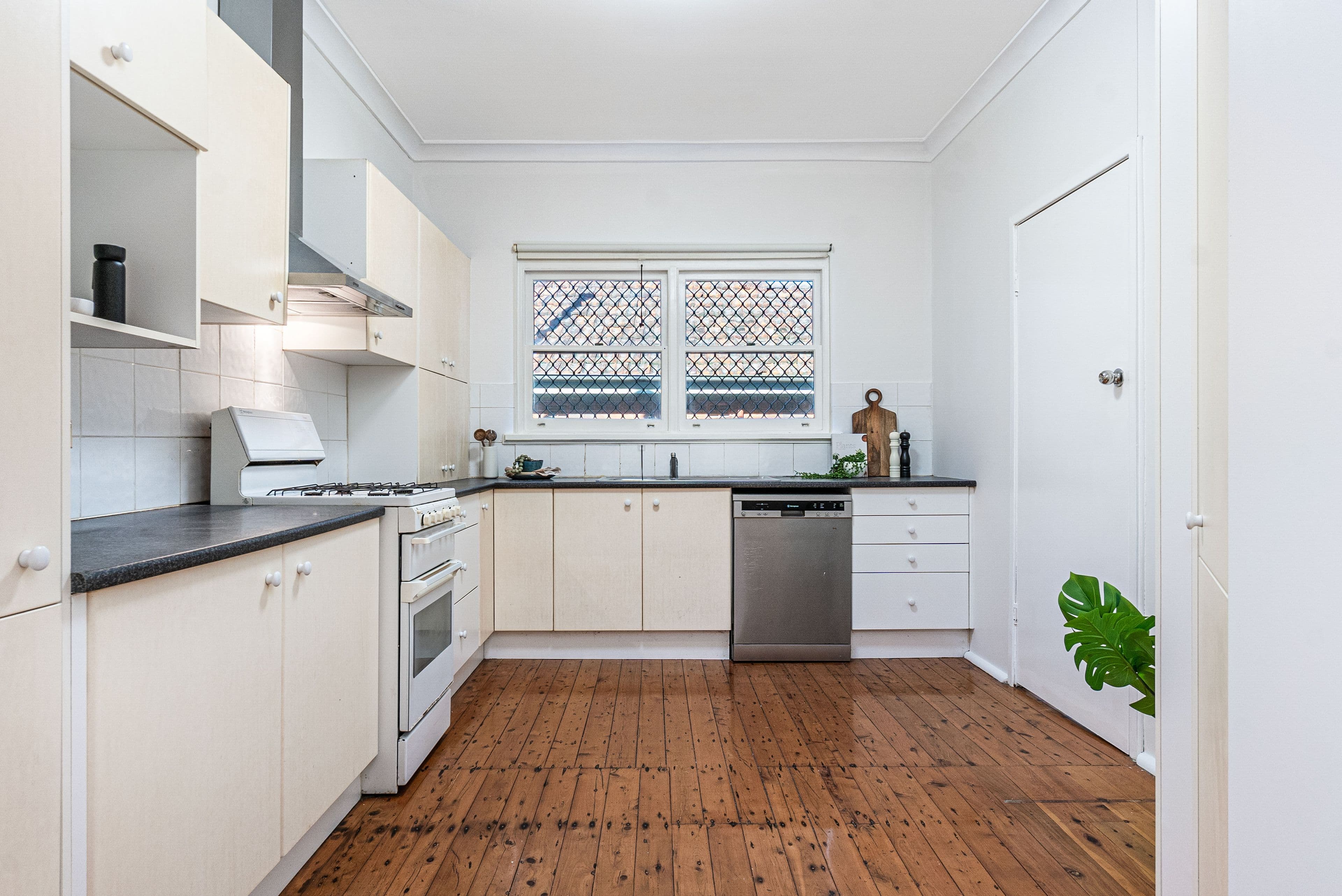 325 Rowe Street, Eastwood NSW 2122, Eastwood - Thumbnail 4