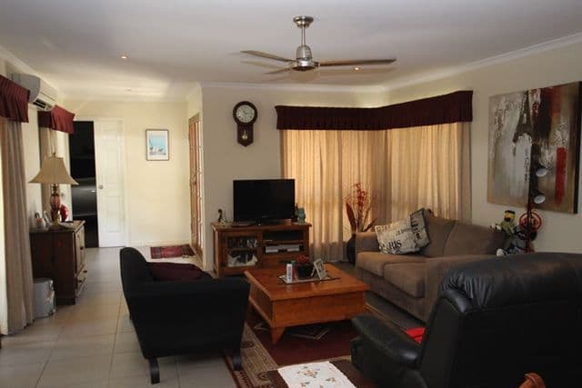 61 Beerwah Parade, Beerwah QLD 4519, Beerwah - Thumbnail 5